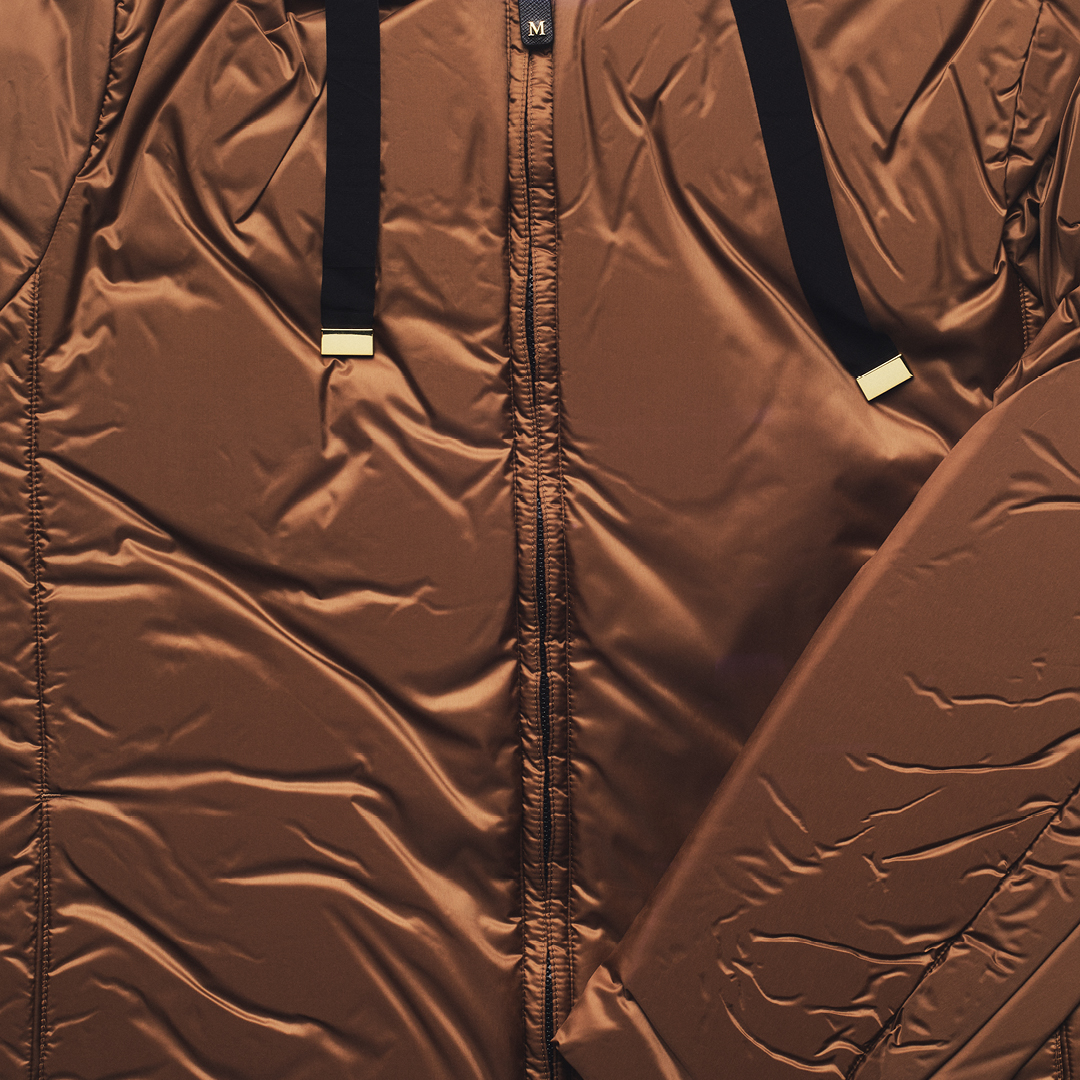FW25_MAXMARA_UPCYCLING_IMAGE_1x1_NO-LOGO_STILL_B
